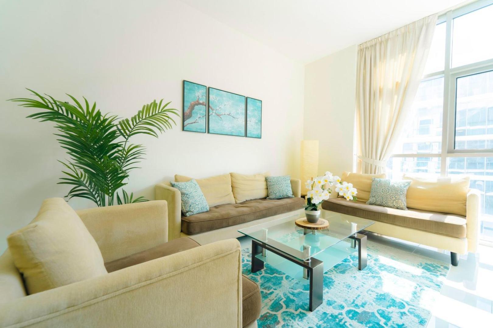 Aws Homes - Epic Living Near Golf Course Apartment