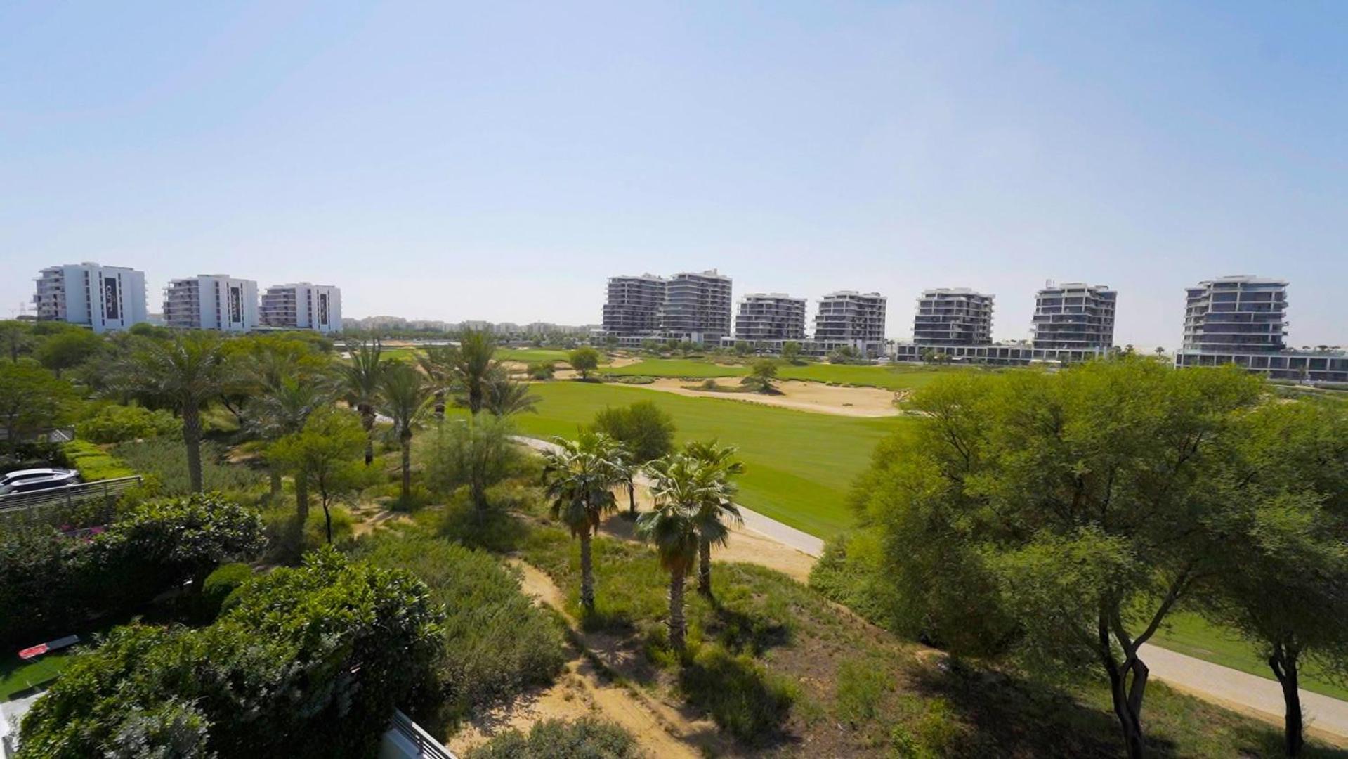 Apartment Aws Homes - Epic Living Near Golf Course